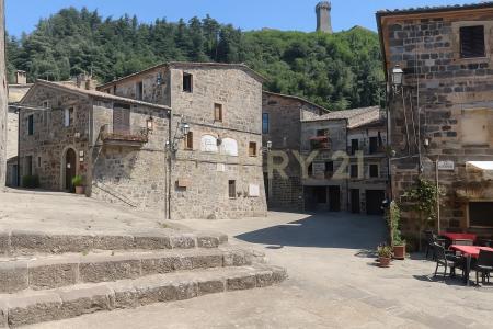 Via dei Forni, Radicofani, Toscana 53040, Itália