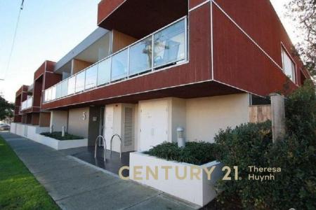 112/5 Bear Street, Mordialloc, VIC 3195, Australia
