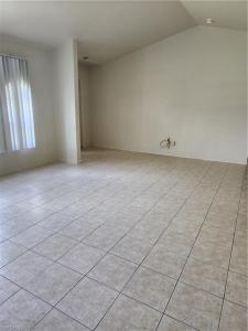 554 Empire AVE S, Lehigh Acres, Florida 33974