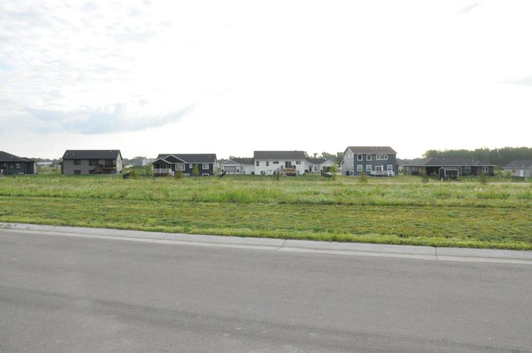 L112A, B15 Prairie Hills Addition Swallow Ridge Circle, Brookings, South Dakota 57006