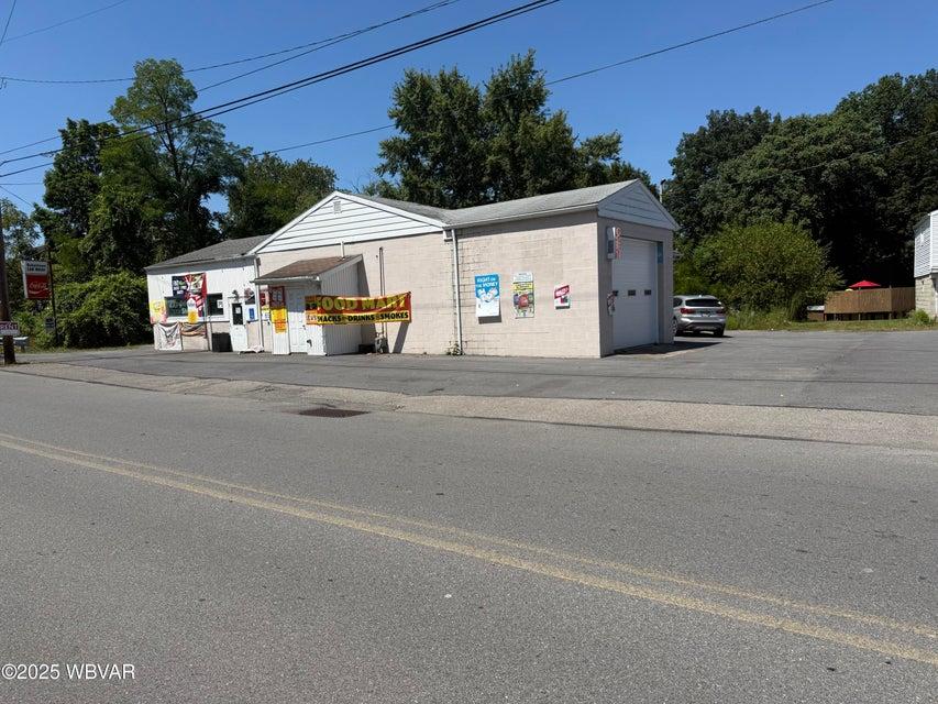 2710 Brook Street, Duboistown, Pennsylvania 17702, USA