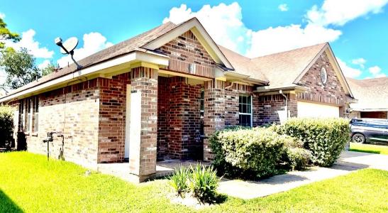 915 Curry Street, Baytown, Texas 77521, États-Unis