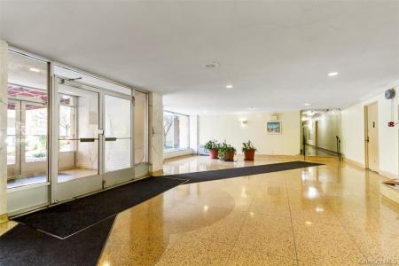 1 Sadore Ln, Yonkers, New York 10710, USA