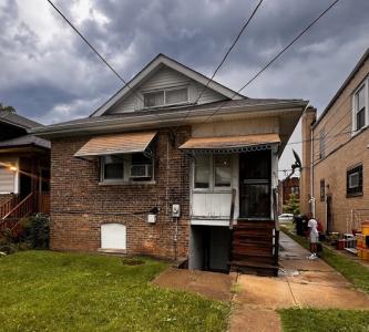 8152 S Luella Ave, Chicago, Illinois 60617