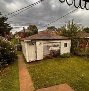 8152 S Luella Ave, Chicago, Illinois 60617