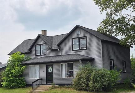 617 Hollister Avenue, Tomah, Wisconsin 54660