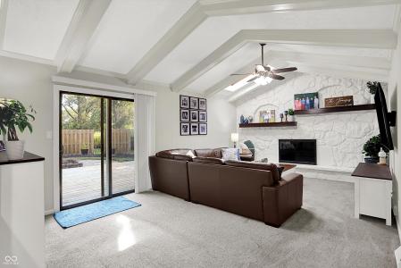 830 Yosemite Drive, Indianapolis, Indiana 46217, Stati Uniti