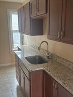 35 WHIPPLE ST - Unit 3, Worcester, 马萨诸塞州 01607, 美国