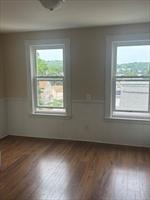 35 WHIPPLE ST - Unit 3, Worcester, 马萨诸塞州 01607, 美国