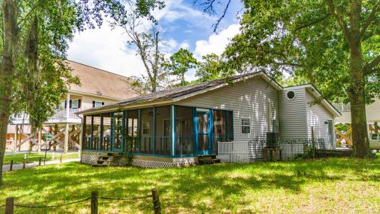 44 Pecan Lane, Grantsboro, NC 28529, USA