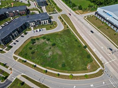 Lt1 Ballpark Dr, Franklin, Wisconsin 53132, Estados Unidos