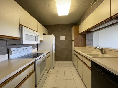 511 Aurora Avenue , 608, Naperville, Illinois 60540