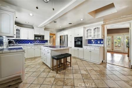 406 S Hillward Avenue, West Covina, Califórnia 91791, Estados Unidos