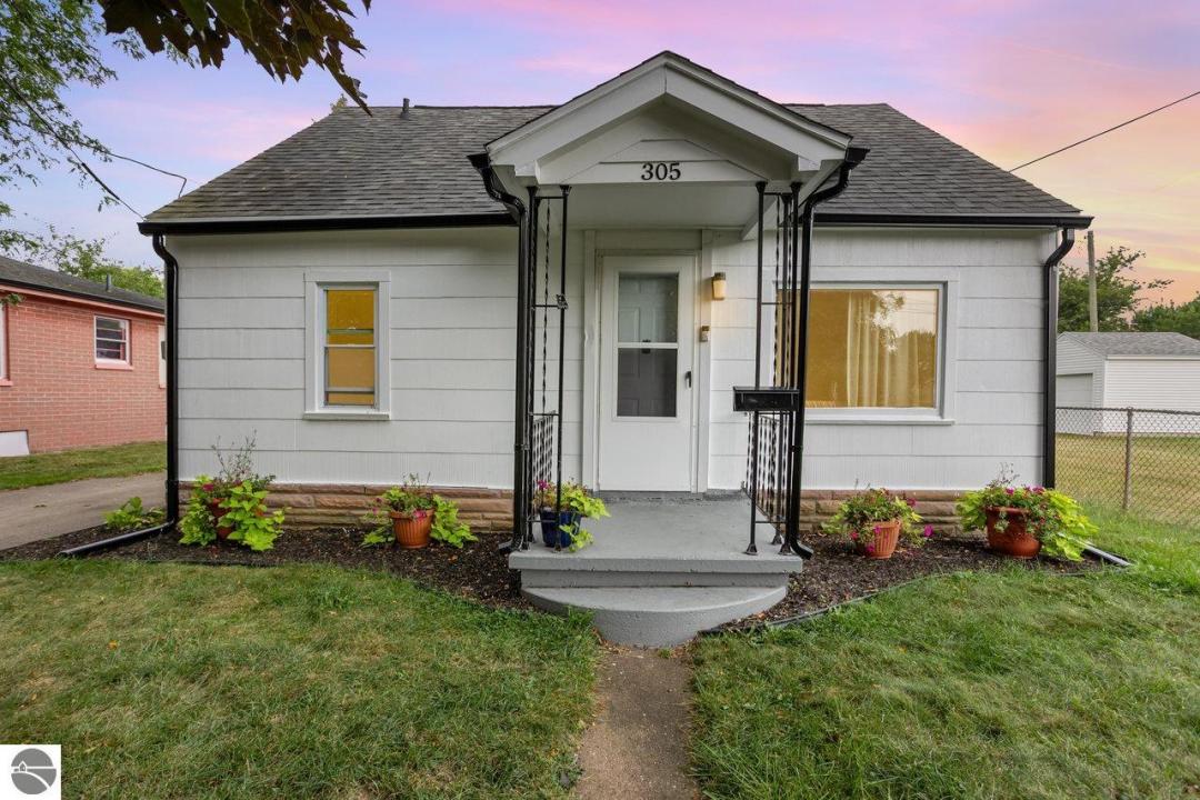 305 Marston Street, Bay City, Michigan 48706