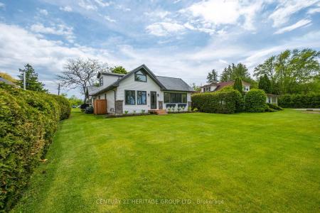 911 LAKE DRIVE N, Georgina, Ontario L4P 3E9, Canada