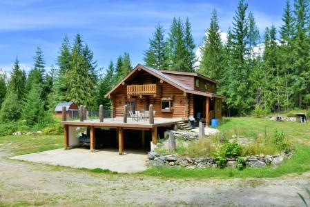 3740 CAMERON ROAD, Eagle Bay, British Columbia V0E 1T0, Canada