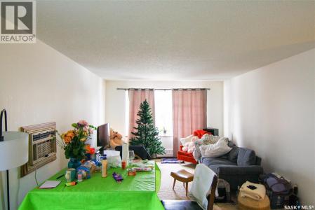 144 FIRST AVENUE N, Yorkton, Saskatchewan S3N 1J8, CANADÁ