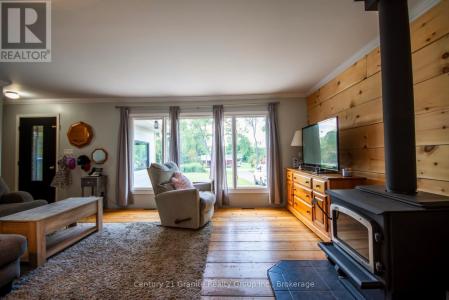 1229 SPRING VALLEY ROAD, Minden Hills (lutterworth), Ontario K0M 2K0, Canada