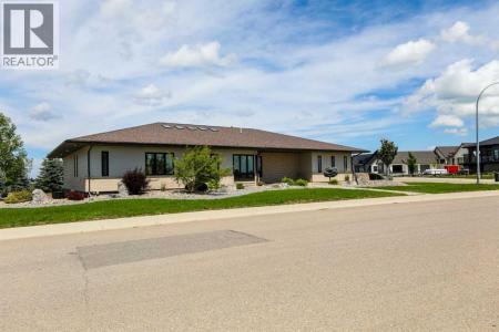 500 GOLD CANYON PLACE SOUTH, Lethbridge, Alberta T1K 8J1, Canada