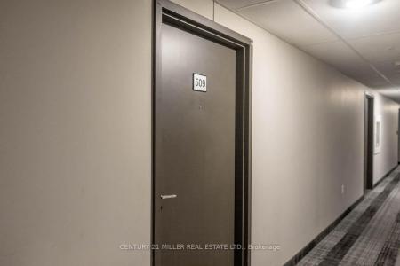 716 MAIN STREET E, Milton, Ontario L9T 9L9, Kanada