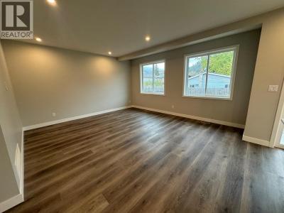 1305 SPRUCE AVENUE, Merritt, Colúmbia Britânica V1K 1L2, CANADÁ