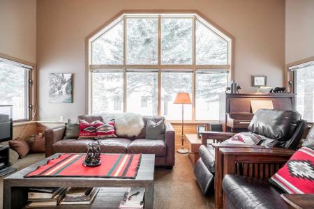 107 MOUNT VIEW, Waterton Park, Alberta T0K 2M0, Canada