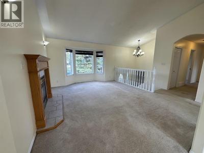 9111 107 AVENUE, Fort St. John, Colombia Británica V1J 2P1, Canadá