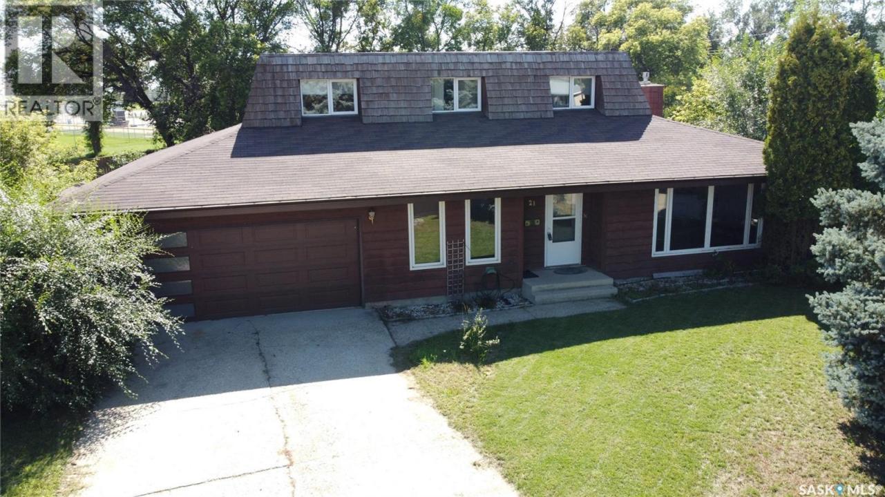 21 HAYWARD PLACE, Swift Current, ססקצ'ואן S9H 3Z9, קנדה 