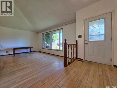 21 HAYWARD PLACE, Swift Current, ססקצ'ואן S9H 3Z9, קנדה 