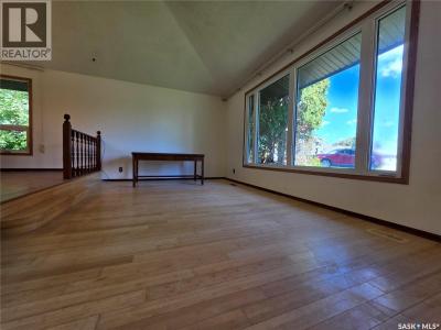 21 HAYWARD PLACE, Swift Current, ססקצ'ואן S9H 3Z9, קנדה 