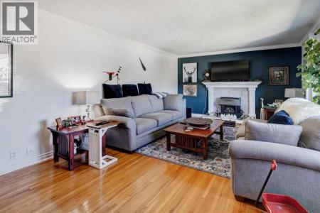 2141 19 AVENUE, Didsbury, Alberta T0M 0W0, Canadá