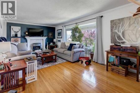 2141 19 AVENUE, Didsbury, Alberta T0M 0W0, Canadá