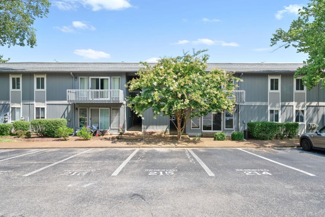 21 Vaughns Gap Rd, Nashville, Tennessee 37205, Estados Unidos