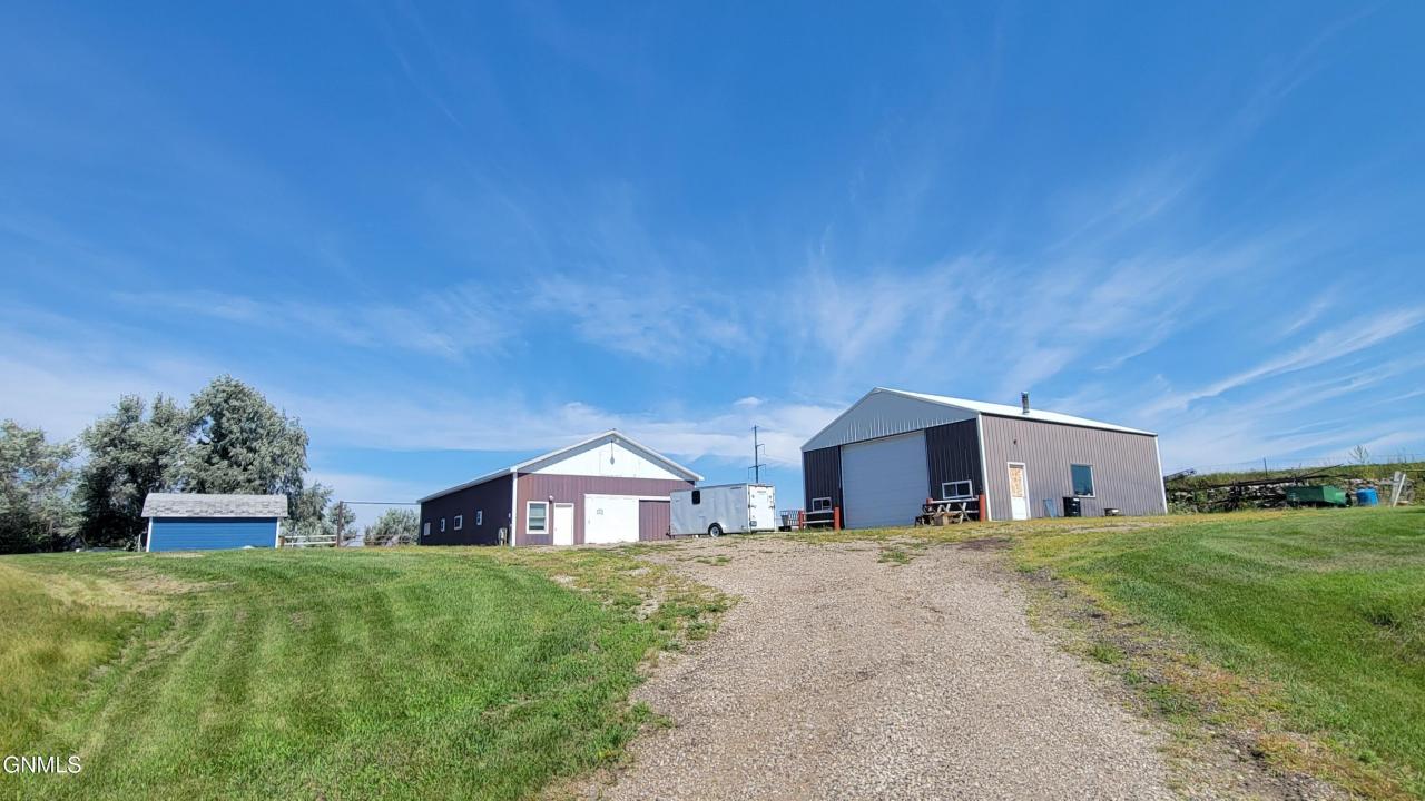 3744 Roughrider Lane, Mandan, North Dakota 58554