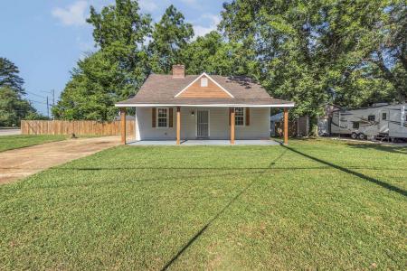 3001 Morningside, Memphis, Tennessee 38127, USA