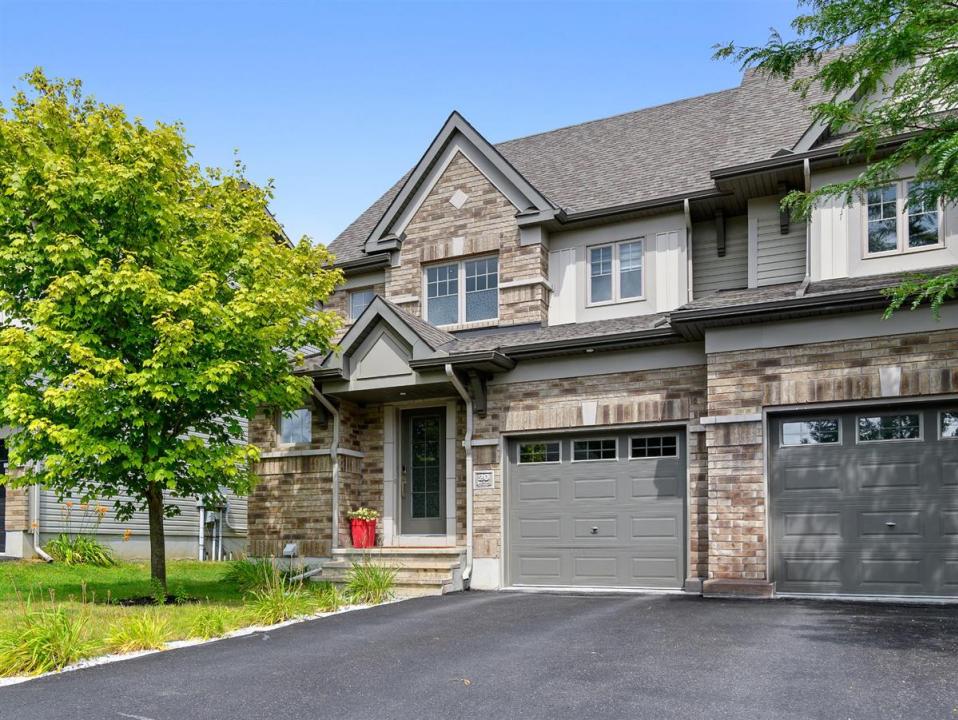 20  Rue de Pergame, Gatineau (Aylmer), Québec J9J 0Z3, Canada