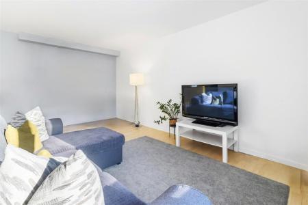 8960  Boul. Rivard, Brossard, Québec J4X 1Y1, Canada