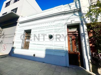 Bahia Blanca 1120, Floresta, Capital Federal 1440, Argentina