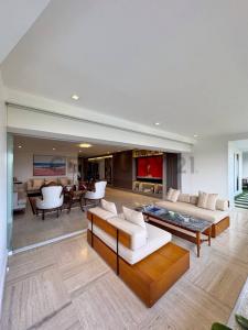 Altamira Terraza de Altamira, Caracas, Miranda 1060, Venezuela