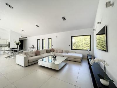 Mougins, Provence-Alpes-Côte D'Azur 06250, France