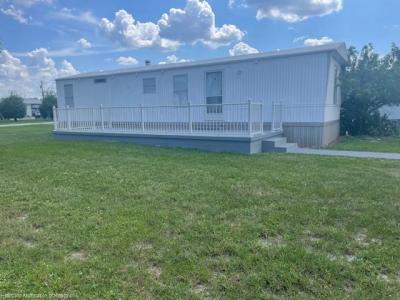 2273 Kansas Street, Sebring, Florida 33870, USA