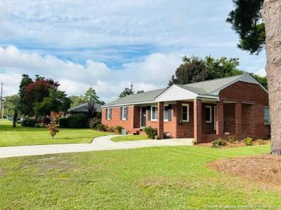 1803 Rowland Avenue, Lumberton, Caroline Du Nord 28358, États-Unis