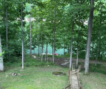 341 Godsey Avenue, Whitley City, Kentucky 42653, USA