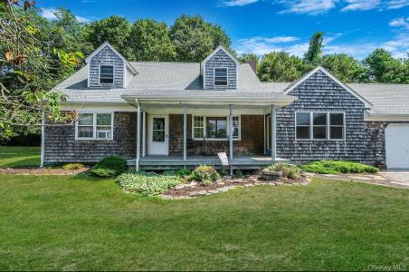 295 Willow Terrace Lane, Orient, NY 11957, USA