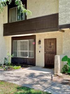 1077 Santo Antonio Dr. , #15 #15, Colton, California 92324, Estados Unidos