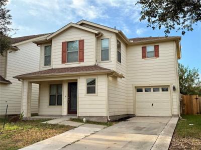 447 Silky Leaf Drive , Houston, Texas 77073