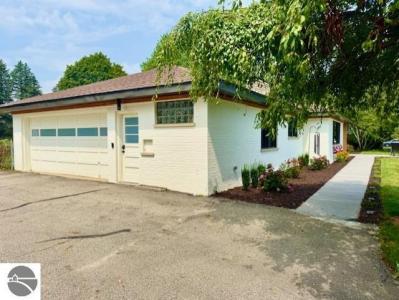 5811 N Luce Road, Alma, Michigan 48801, Estados Unidos