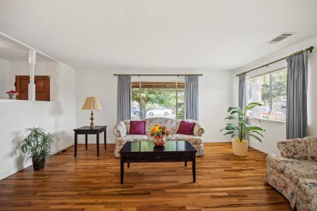 1025 W Dove Drive, Visalia, California 93291