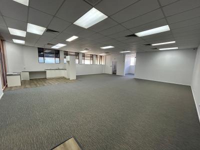 10-12 Torquay Road, Pialba, QLD 4655, Australia