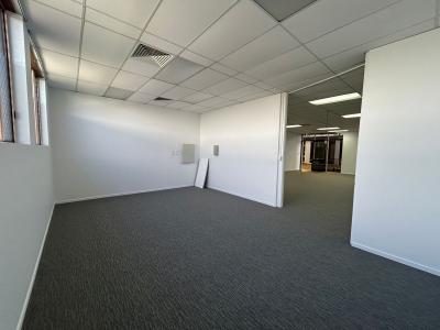 10-12 Torquay Road, Pialba, QLD 4655, Australia